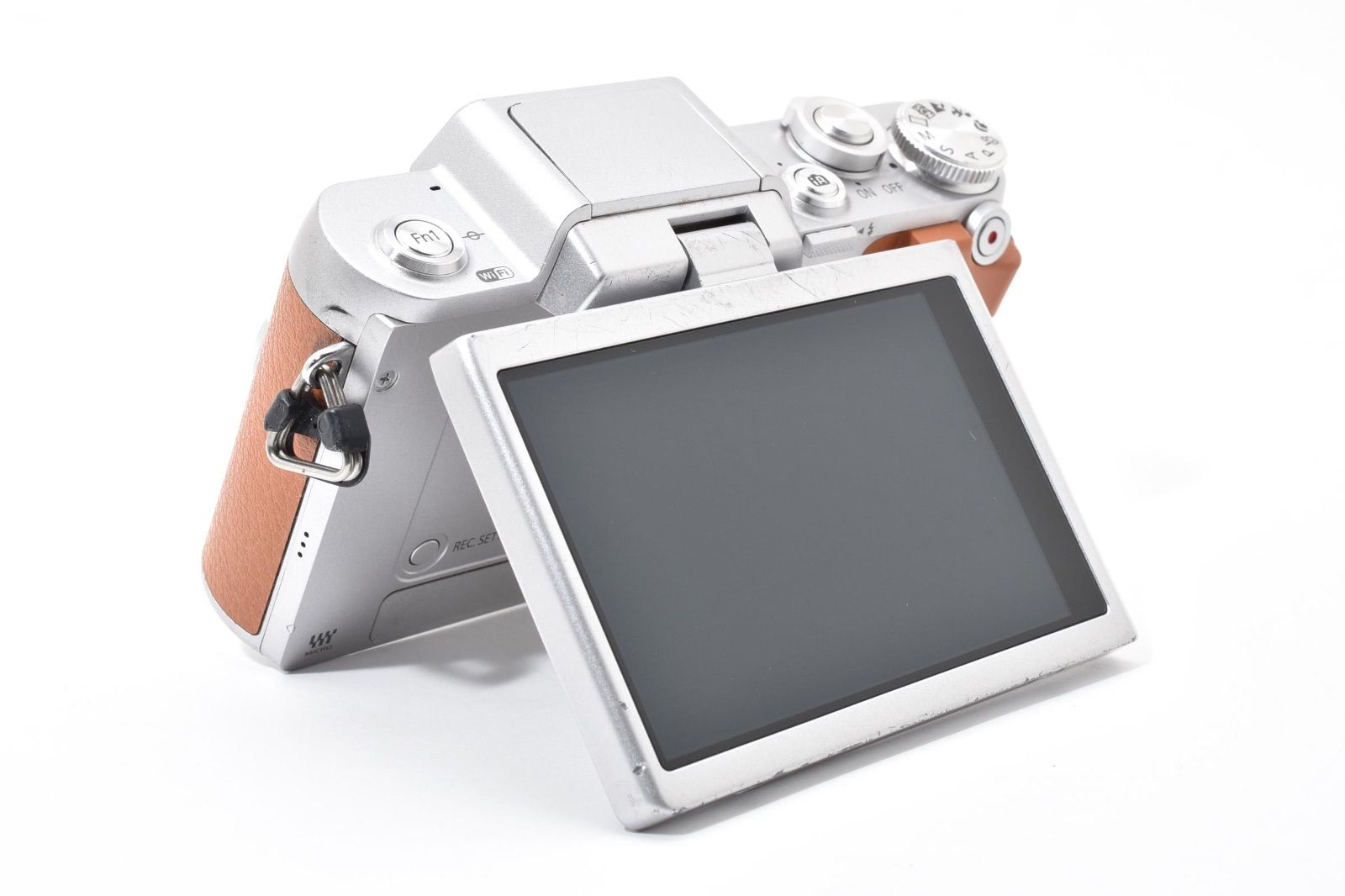 ☆ショット数:3,945回!!☆ Panasonic パナソニック DMC-GF7 ボディ