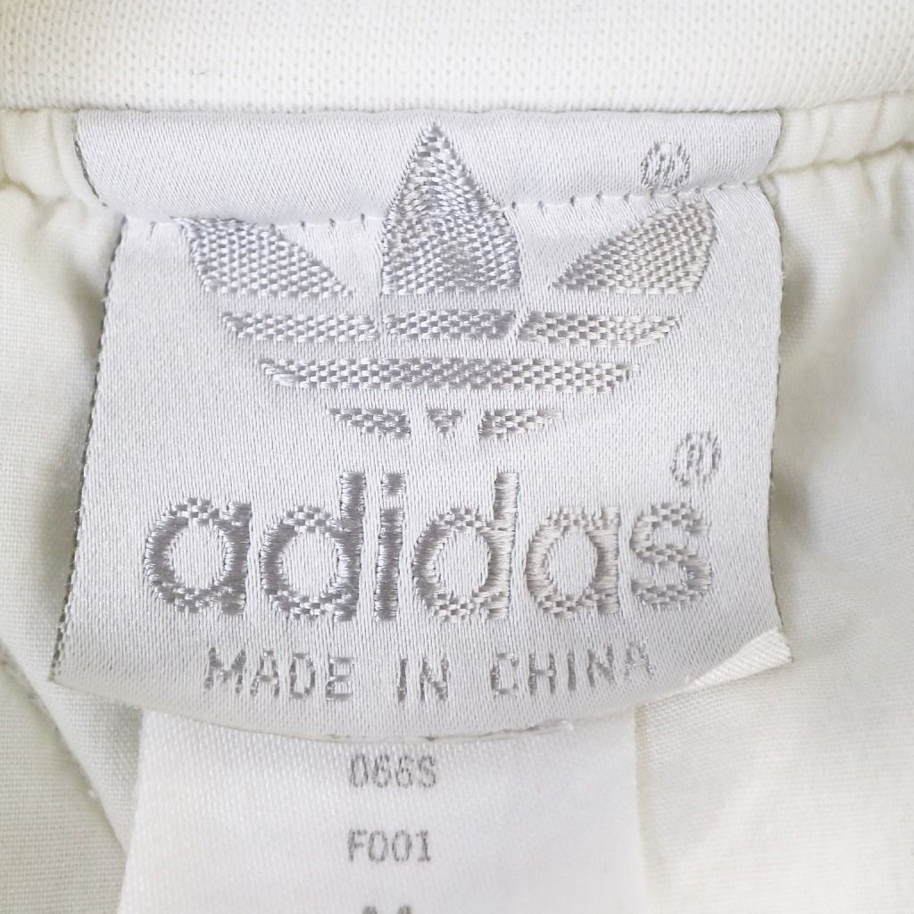 80年代  アディダス 中綿ジャケット OLYMPIC オリンピック ホワイト (メンズ M) 中古 古着 O5203 80年代 adidas アディダス 中綿ジャケット OLYMPIC オリンピック