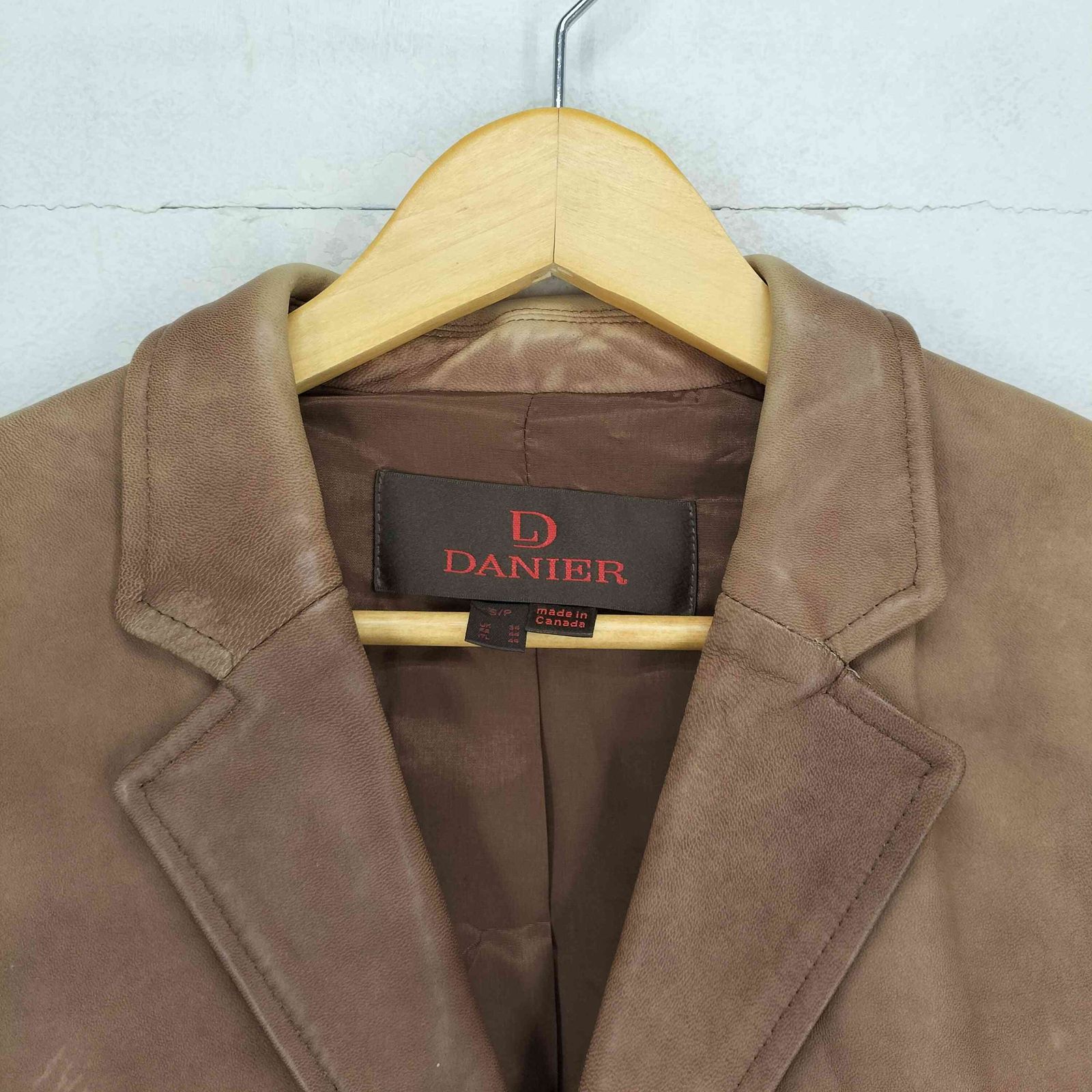 ユーズドフルギ USED古着 GENUINE LEATHER MADE IN CANADA レザー3B