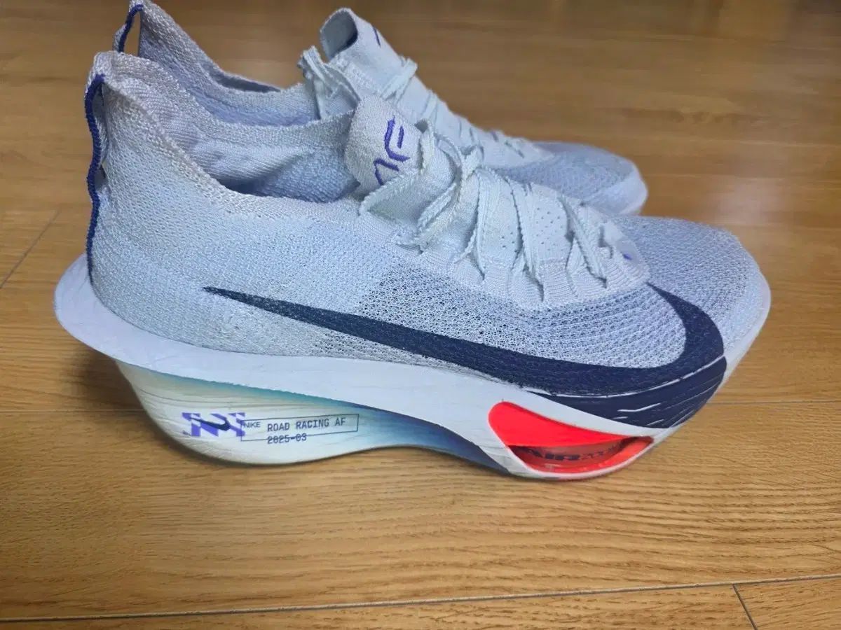 ナイキ アルファフライ3 フットボール グレー 280 サイズ - メルカリ