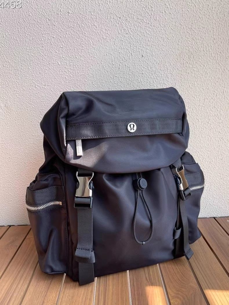 新品·未使用*3色選択可能】lululemon ルルレモン Wunderlust mini 14L