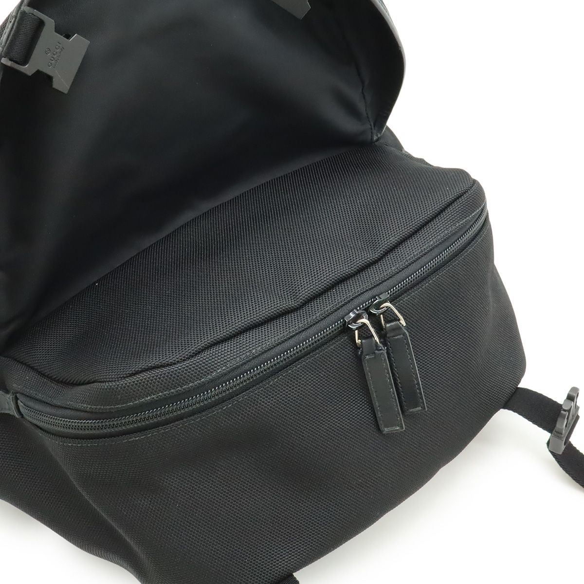 GUCCI グッチ シェリーライン ボディバッグ ショルダーバッグ 斜め掛け