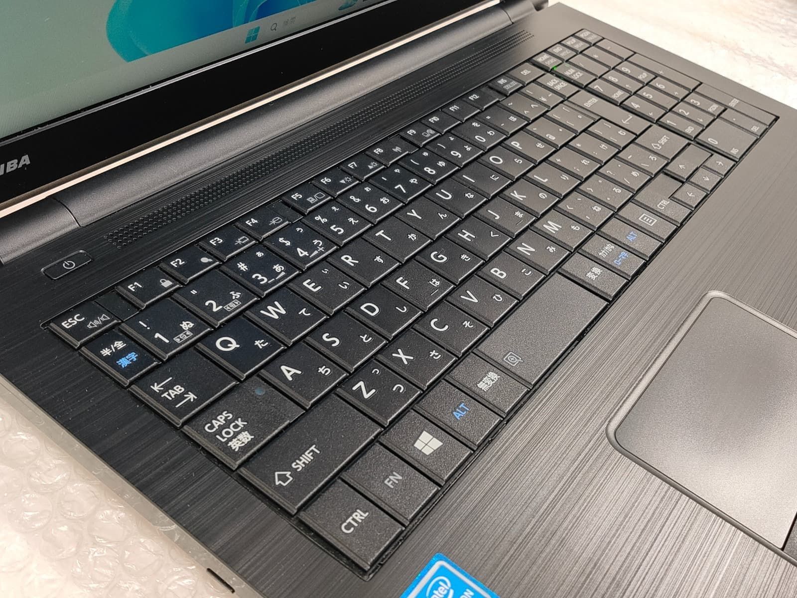 ノートPC TOSHIBA dynabook B25/31EB Celeron 3865U/8GB/500GB HDD 