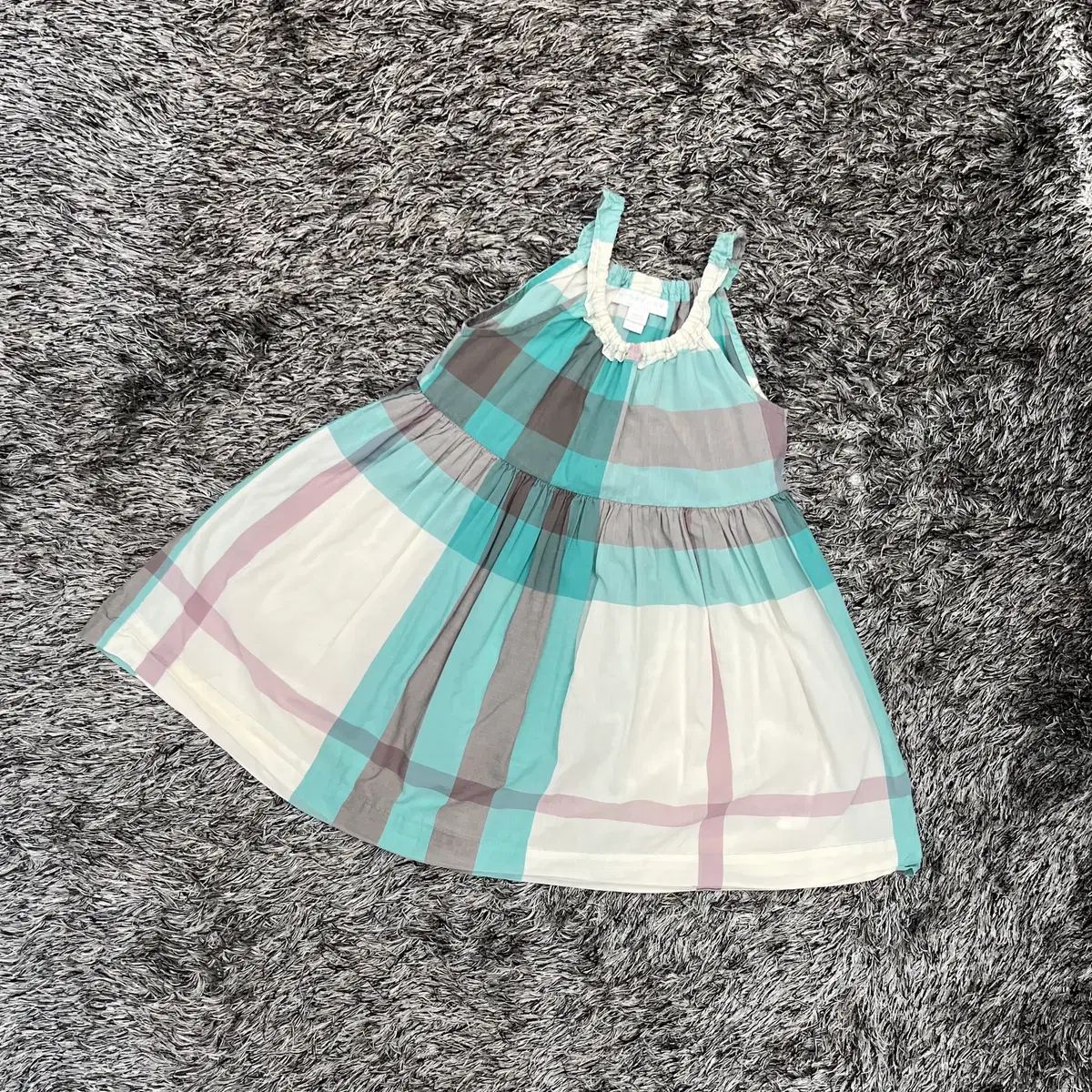 バーバリー キッズ ワンピース (4Y) - メルカリ