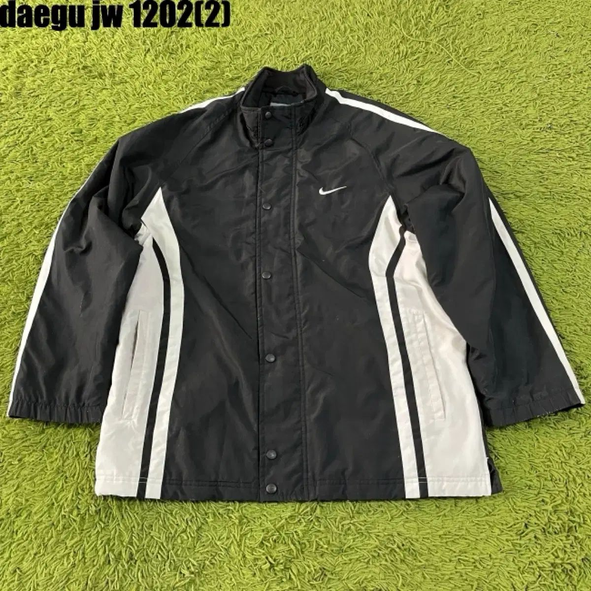 ナイキ ジップアップ ジャケット L