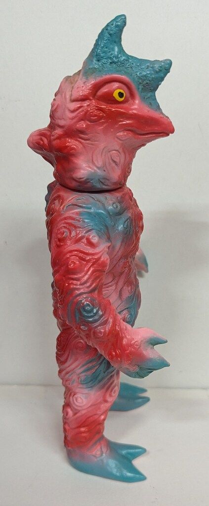 ベアモデル オール怪獣コレクション ペロリンガ星人 ピンク成型 赤緑