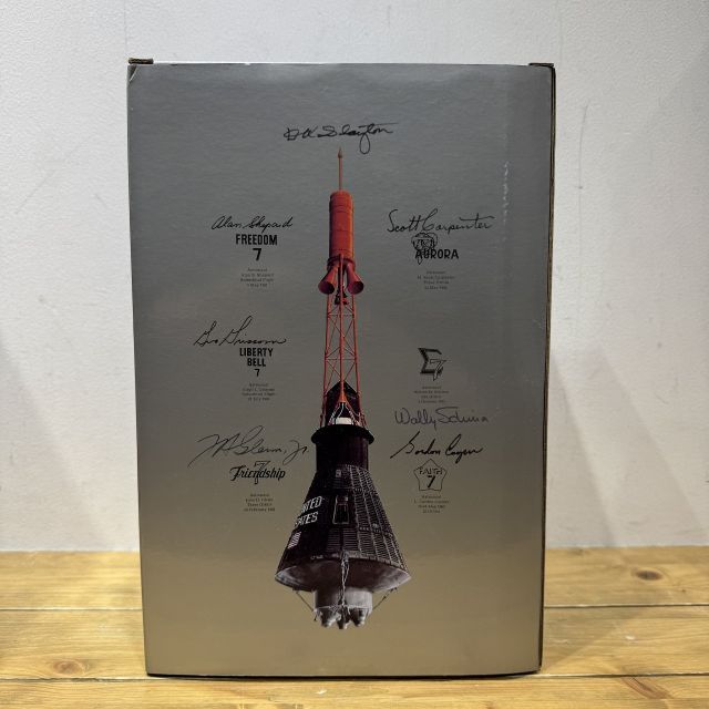 MEDICOM TOY BE@RBRICK PROJECT MERCURY ASTRONAUT 100％ & 400