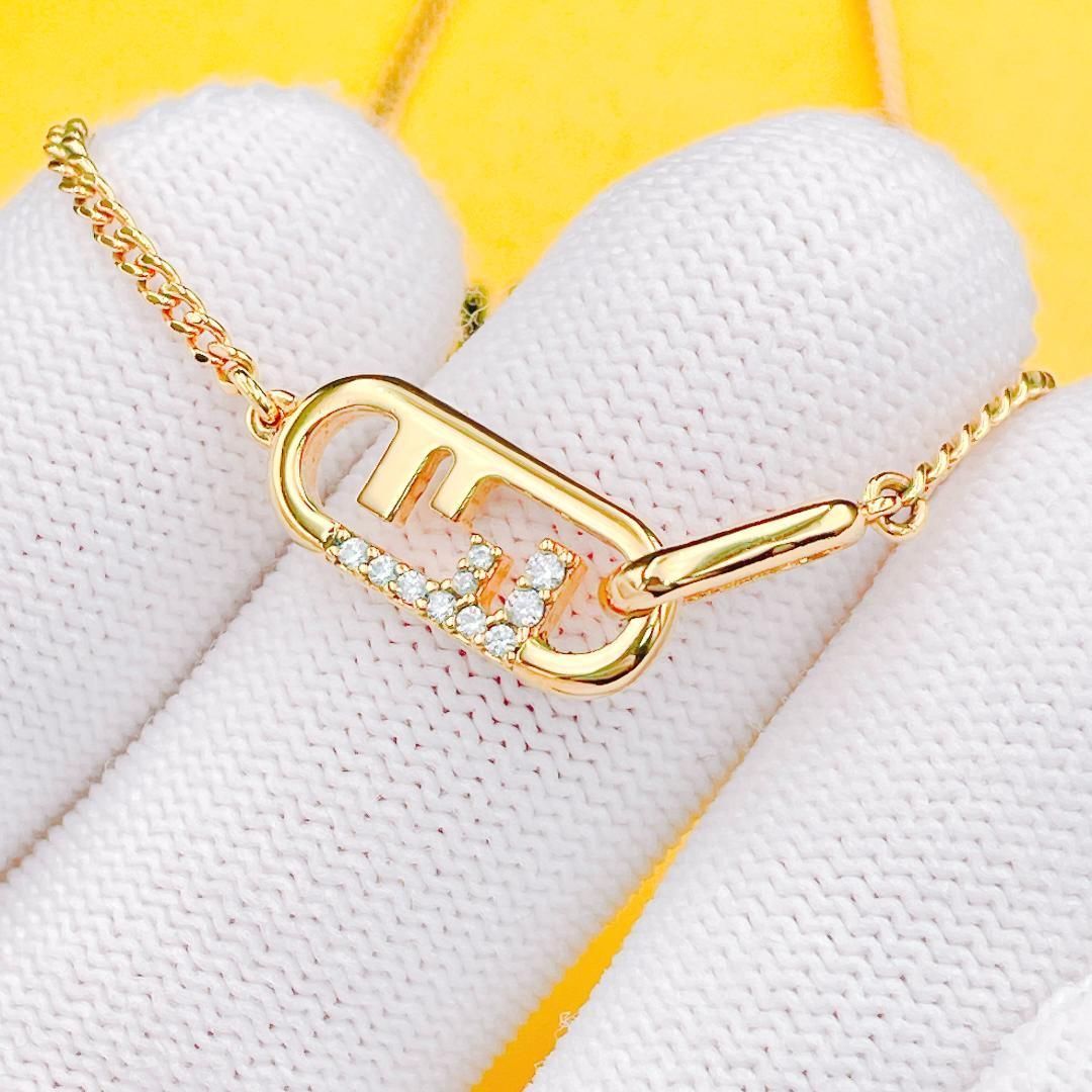 ◇フェンディ◇ FENDI オーロック ネックレス ラインストーン ゴールド