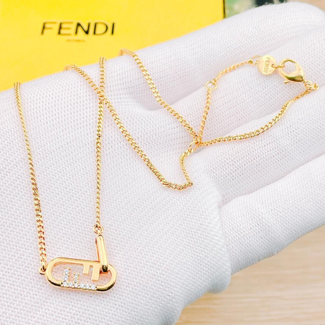 ◇フェンディ◇ FENDI オーロック ネックレス ラインストーン ゴールド