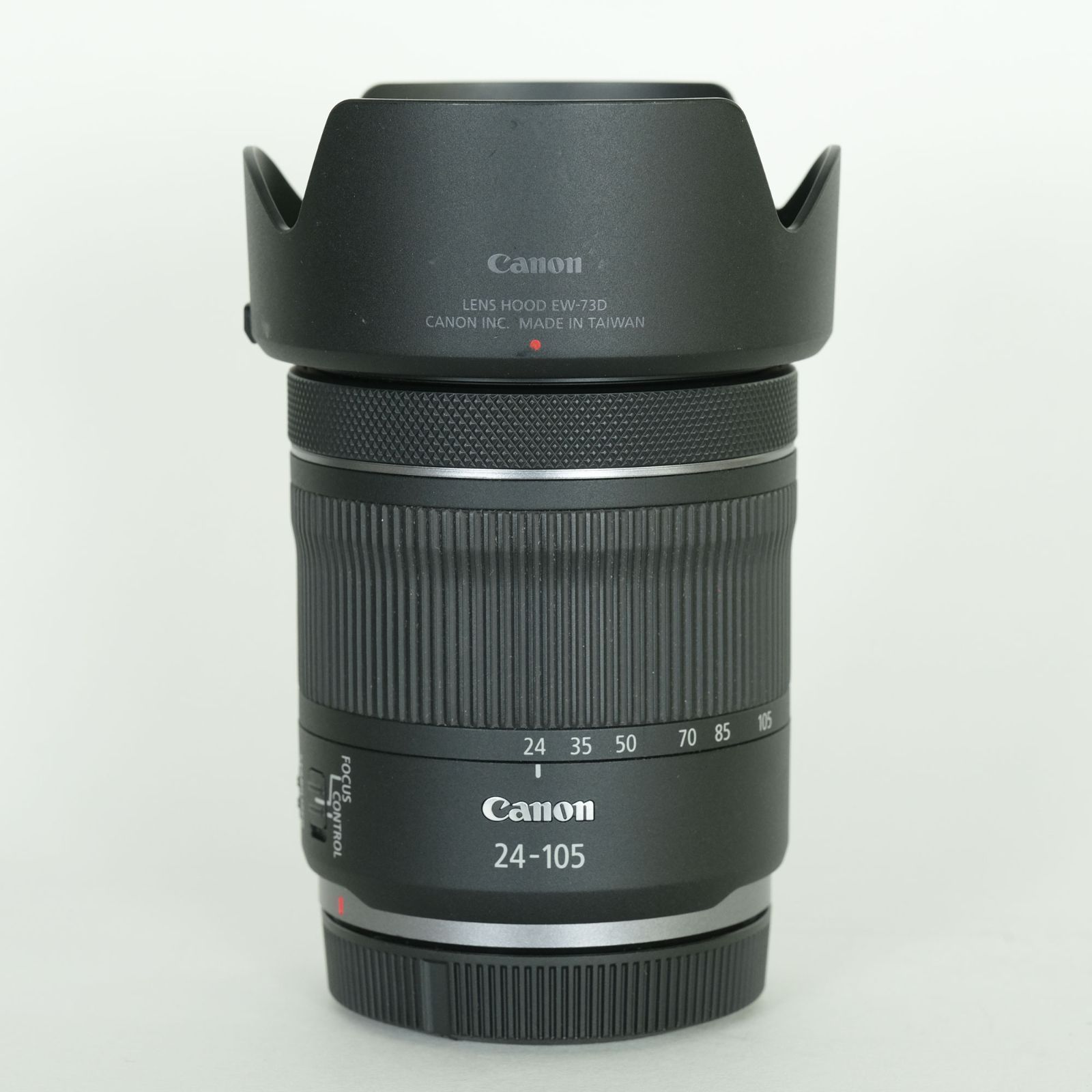 フード付 Canon RF 24 105 mm F 4 7 1 IS STM RFマウント