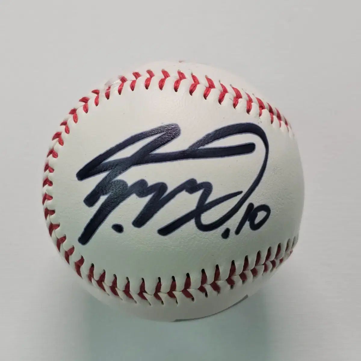 KTウィズ 黄大賢 サイン入りボール ロゴボール - メルカリ