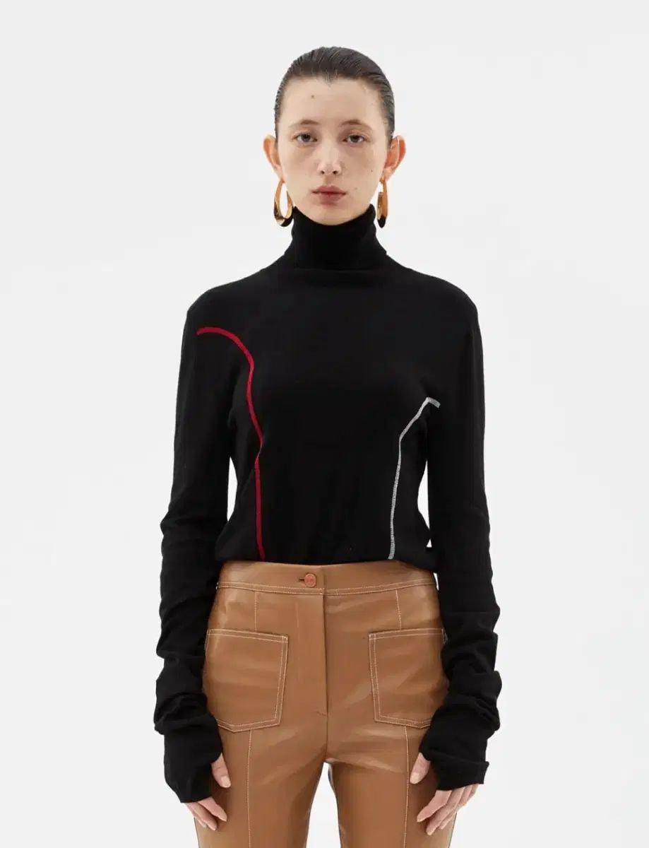 アンダースンベル ウィメンズ コントラスト ウォーマー タートルネック ブラック ニット