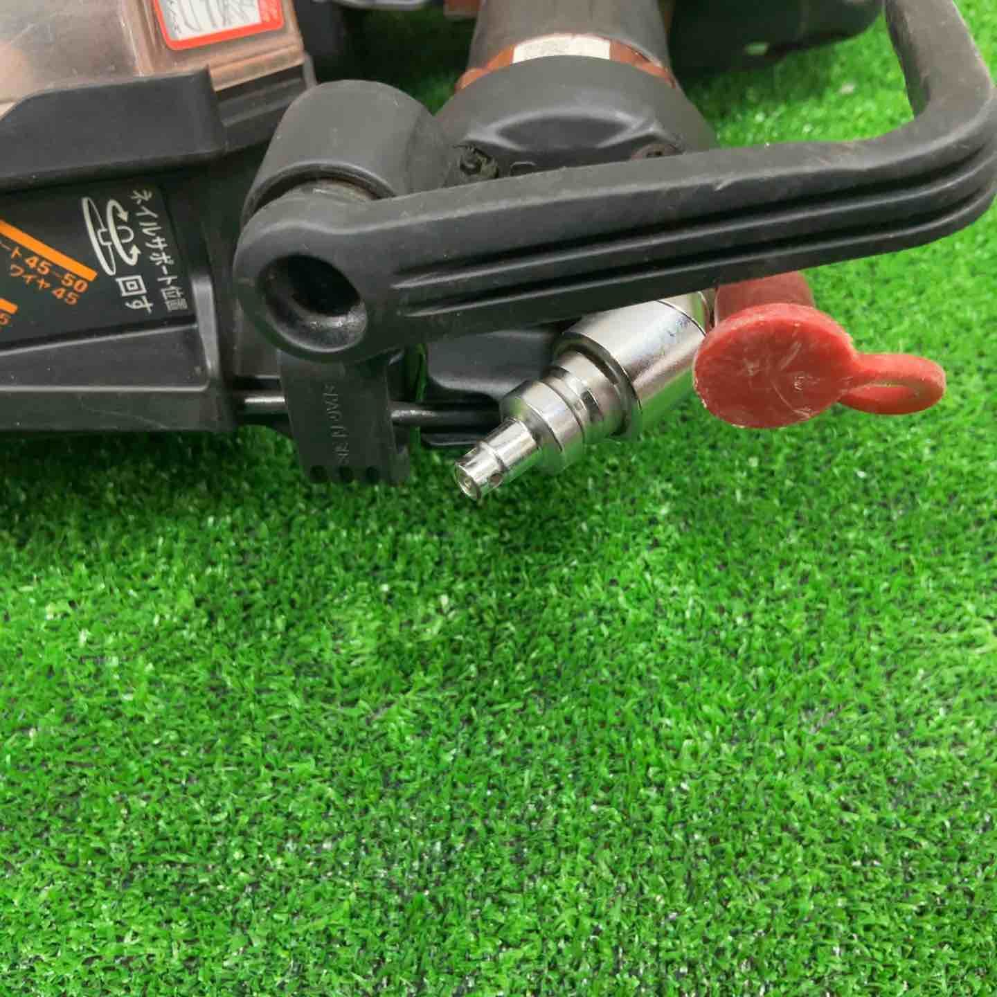 高圧エア釘打ち機