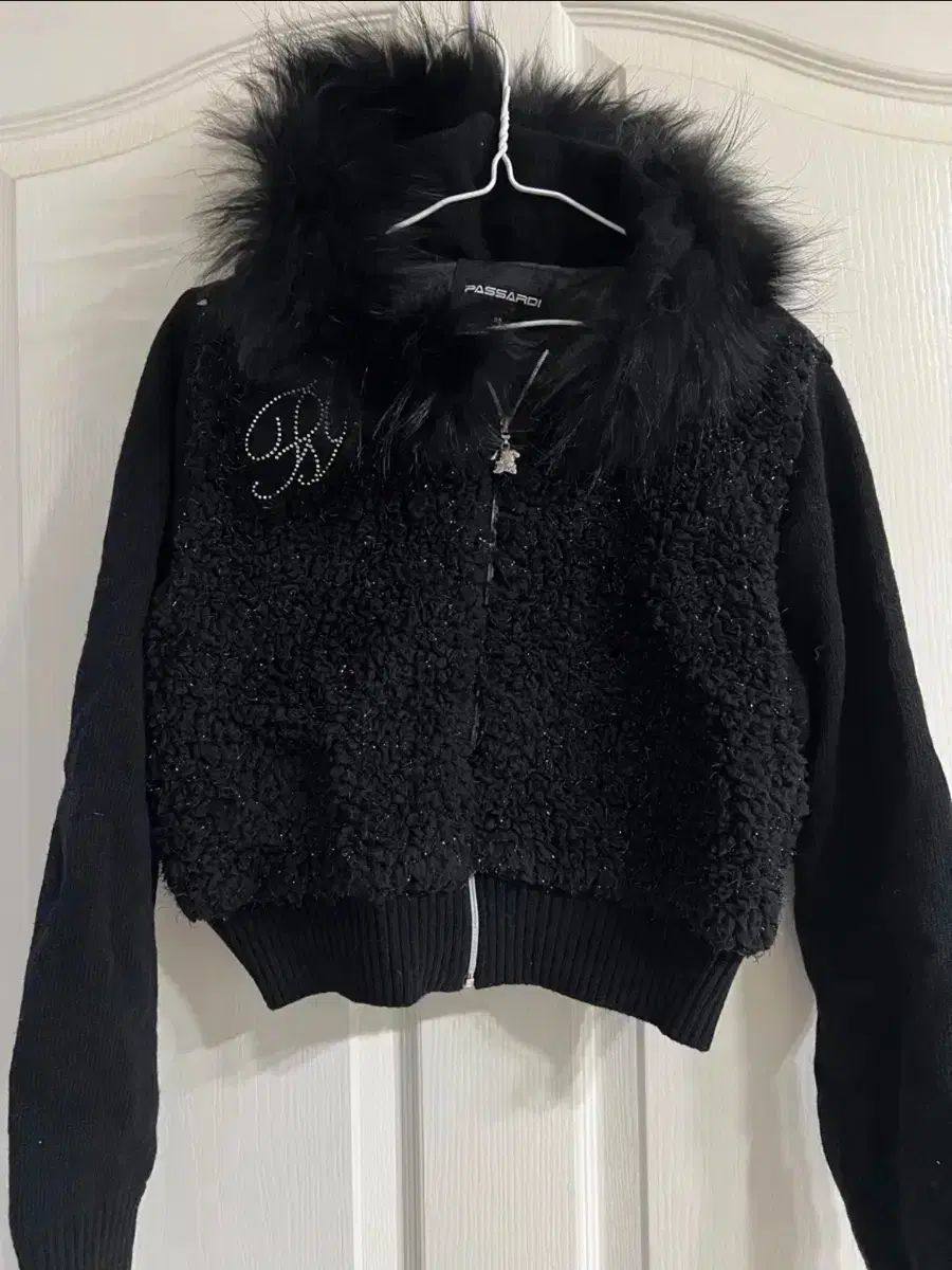 パサディ ファー クロップドパーカー