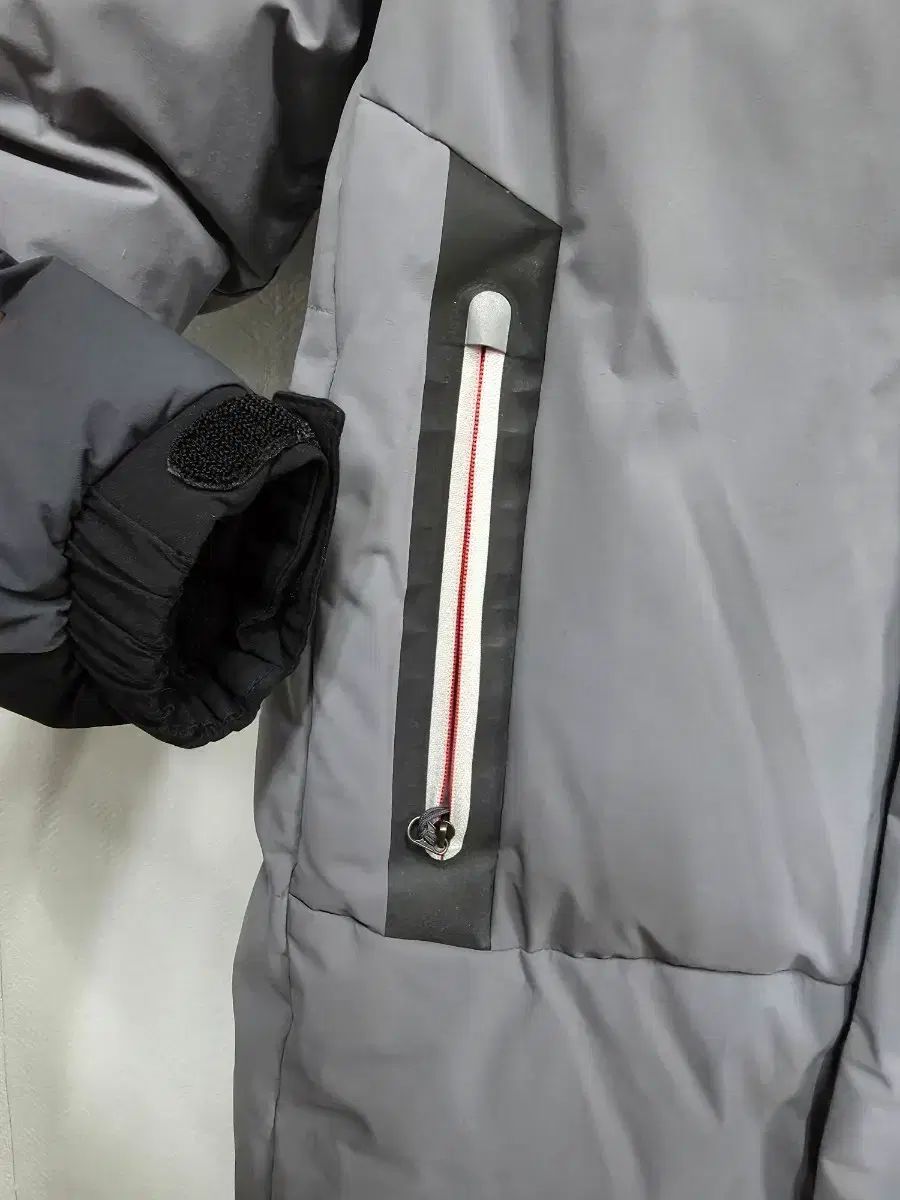 BLACK YAK ブラックヤク ロングダウンジャケット グレー 155 11～12歳