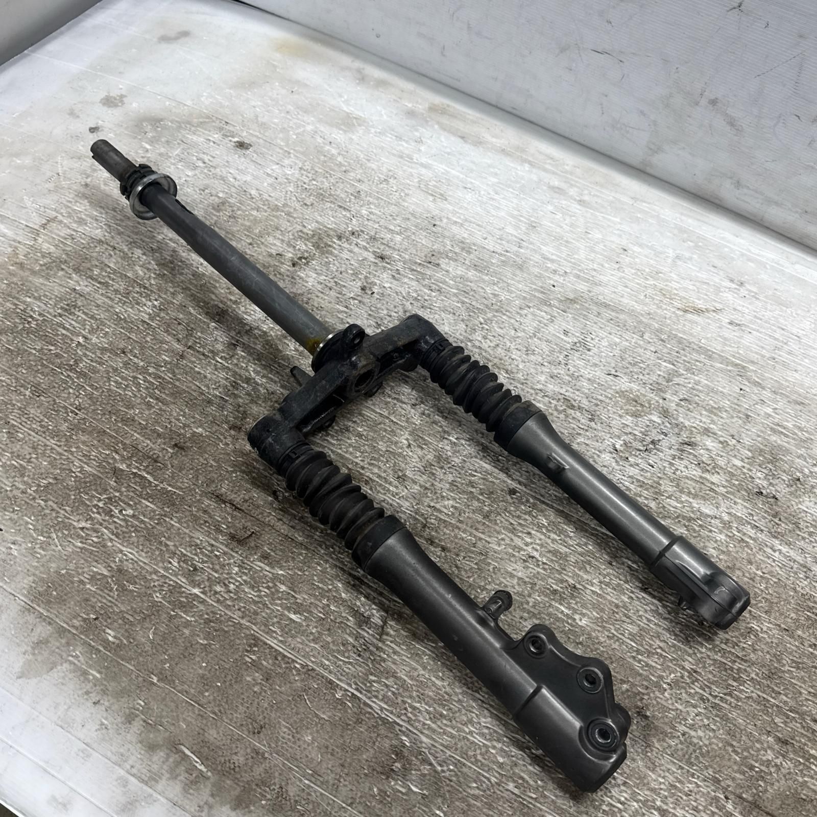 YAMAHA グランドアクシス SB 06 J フロントフォーク ヤマハ