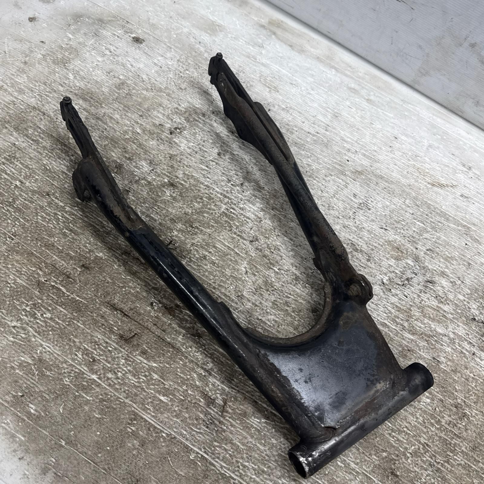 YAMAHA XJ 400 4 V 7 スイングアーム ヤマハ