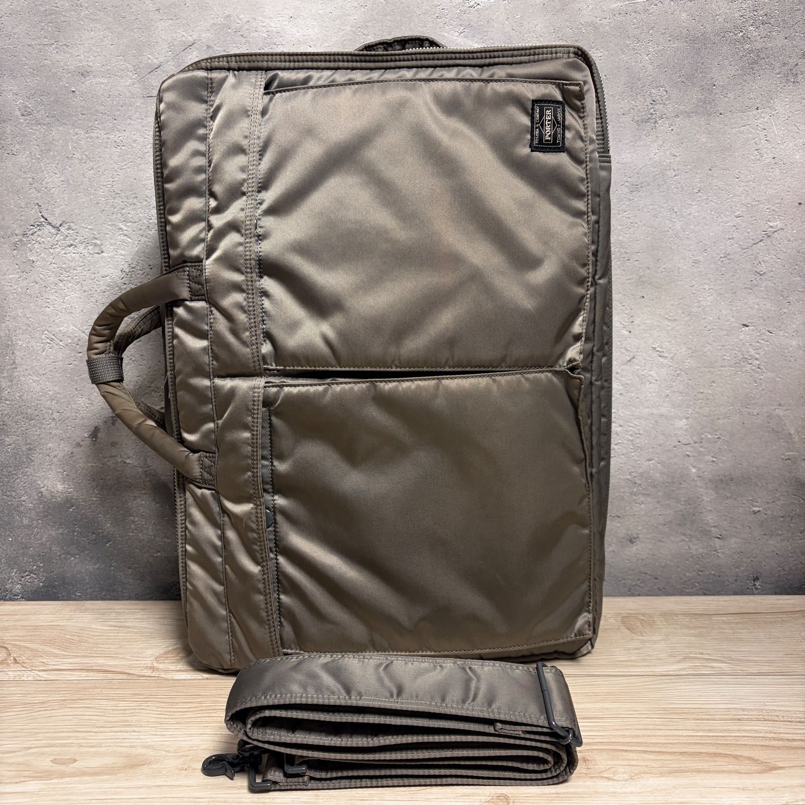 PORTER タンカー 3 WAY 2層式 ビジネスバッグ シルバー ナイロン 大容量 通勤 出張 PC収納可 ショルダー付 軽量 メンズ レディース 吉田カバン