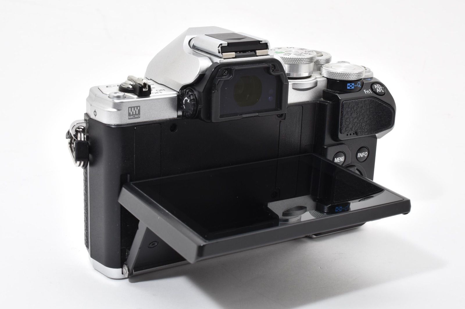 OLYMPUS om-d e-m10 ジャンク品 ☆大特価品☆ OLYMPUS オリンパス OM-D E-M10 Mark III ボディ