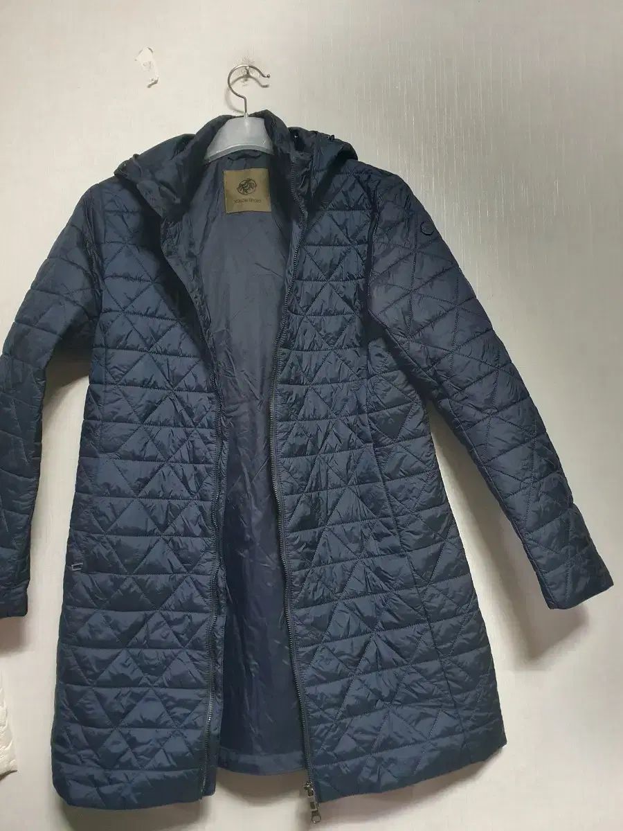 CYNTHIA ROWLEY 最新 XY タッパー グレー/ブラック