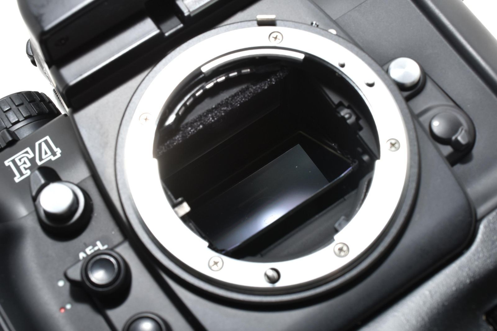 美品 F4S MB-23 フィルムカメラ B393 美品 F4S MB-23 フィルムカメラ B393 2025年最新】ニコン F4 MB-23の