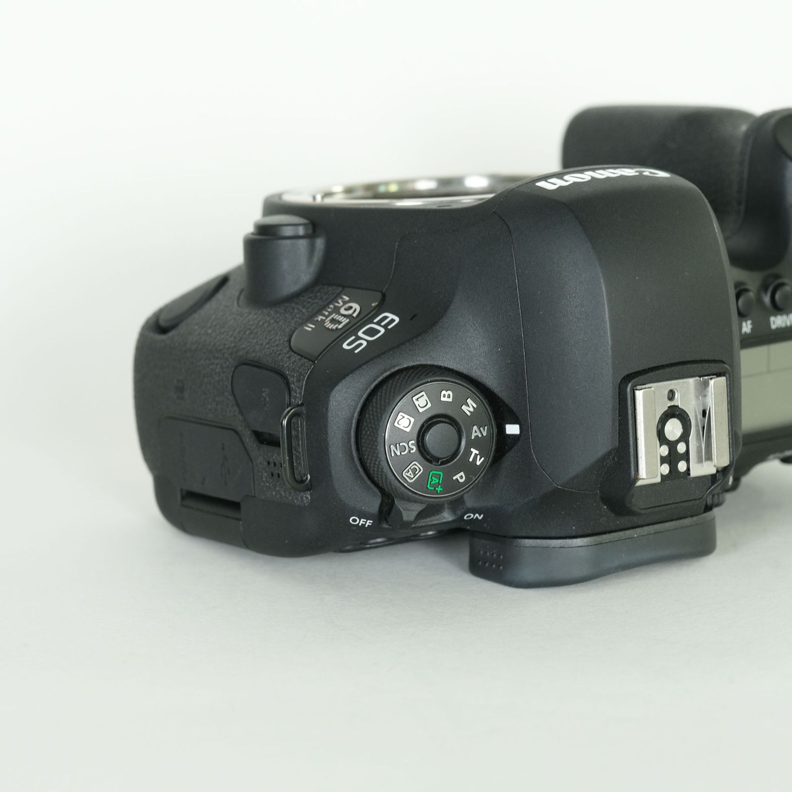 美品 | バッテリー2個付] Canon EOS 6D Mark II [ボディ] | Canon EF