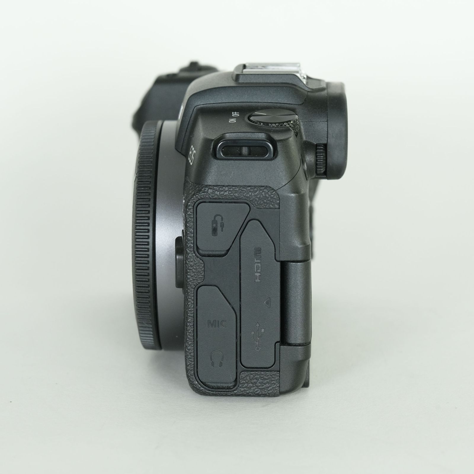 Canon EOS RP [ボディ] | Canon RFマウント 良品 | バッテリー3個付] Canon EOS RP [ボディ] | Canon RFマウント