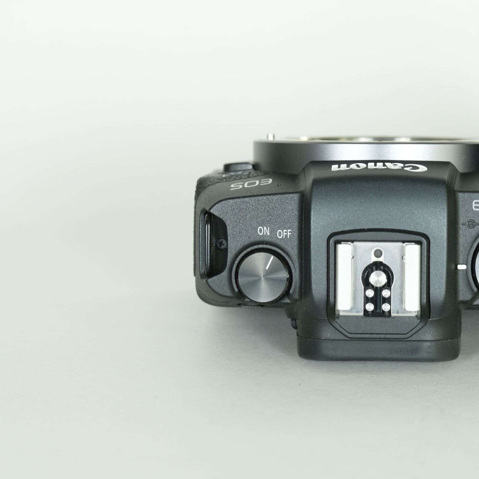 良品 | バッテリー3個付] Canon EOS RP [ボディ] | Canon RFマウント