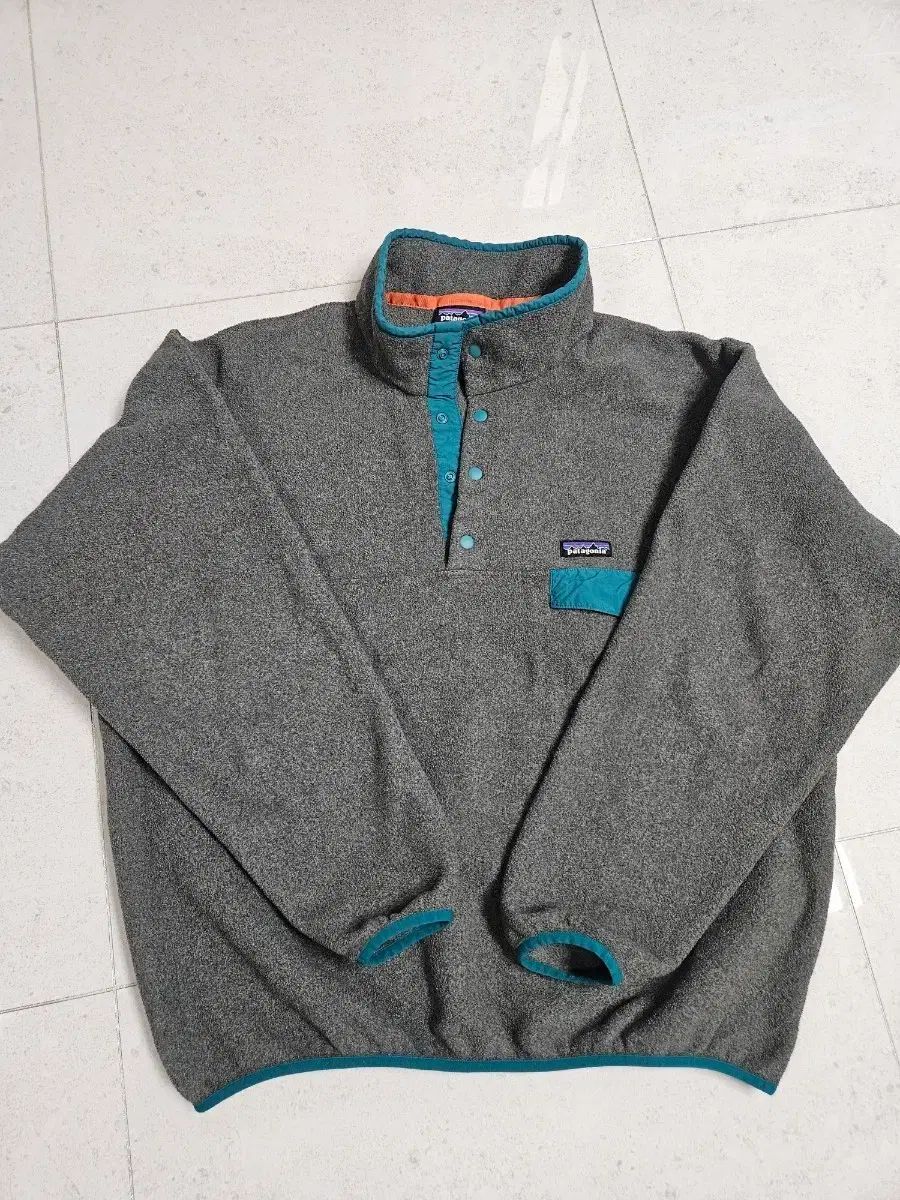 パタゴニア シンチラ L チュール シャイアラボフ