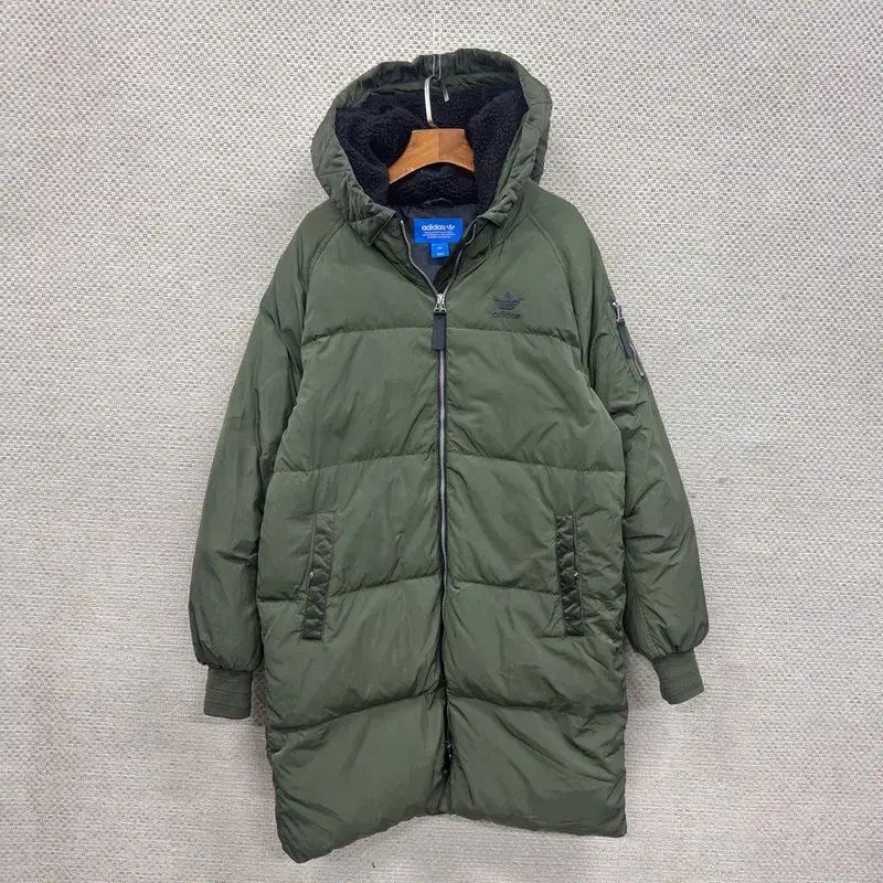 アディダス ヨーロッパ オーバーサイズ ダック ダウン アウター 95 A02089