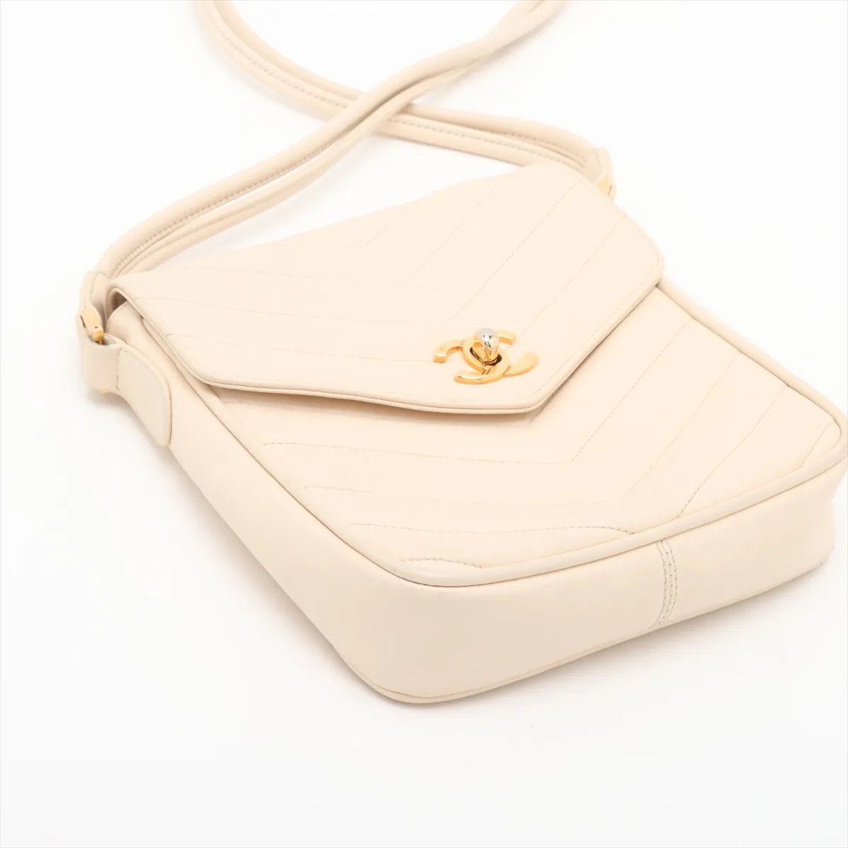 美品 シャネル ギャランティ/シリアルシール付 Vステッチ シェブロン