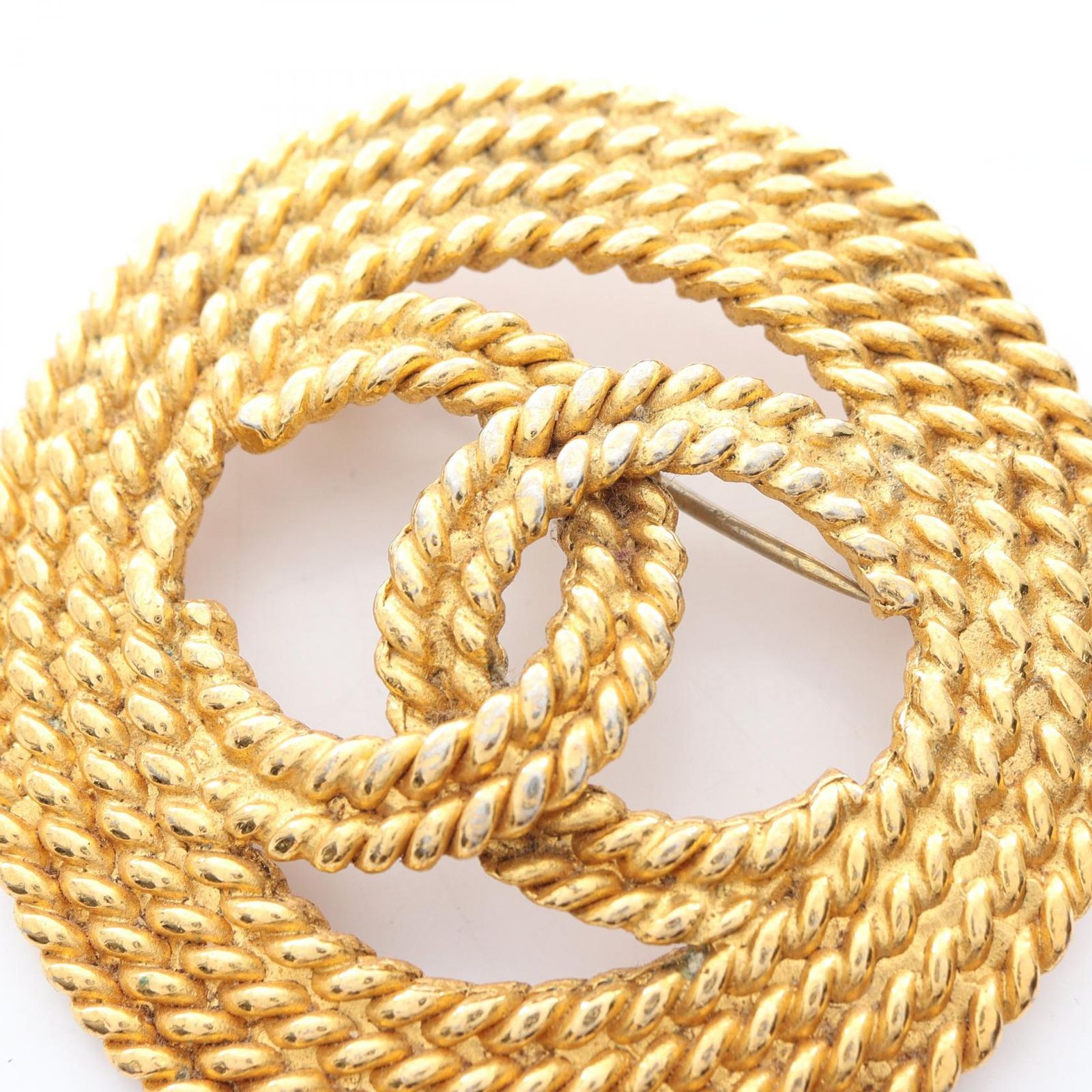 CHANEL ゴールド ブローチ シャネル CHANEL ココマーク 溶岩 ブローチ ゴールド チェーン