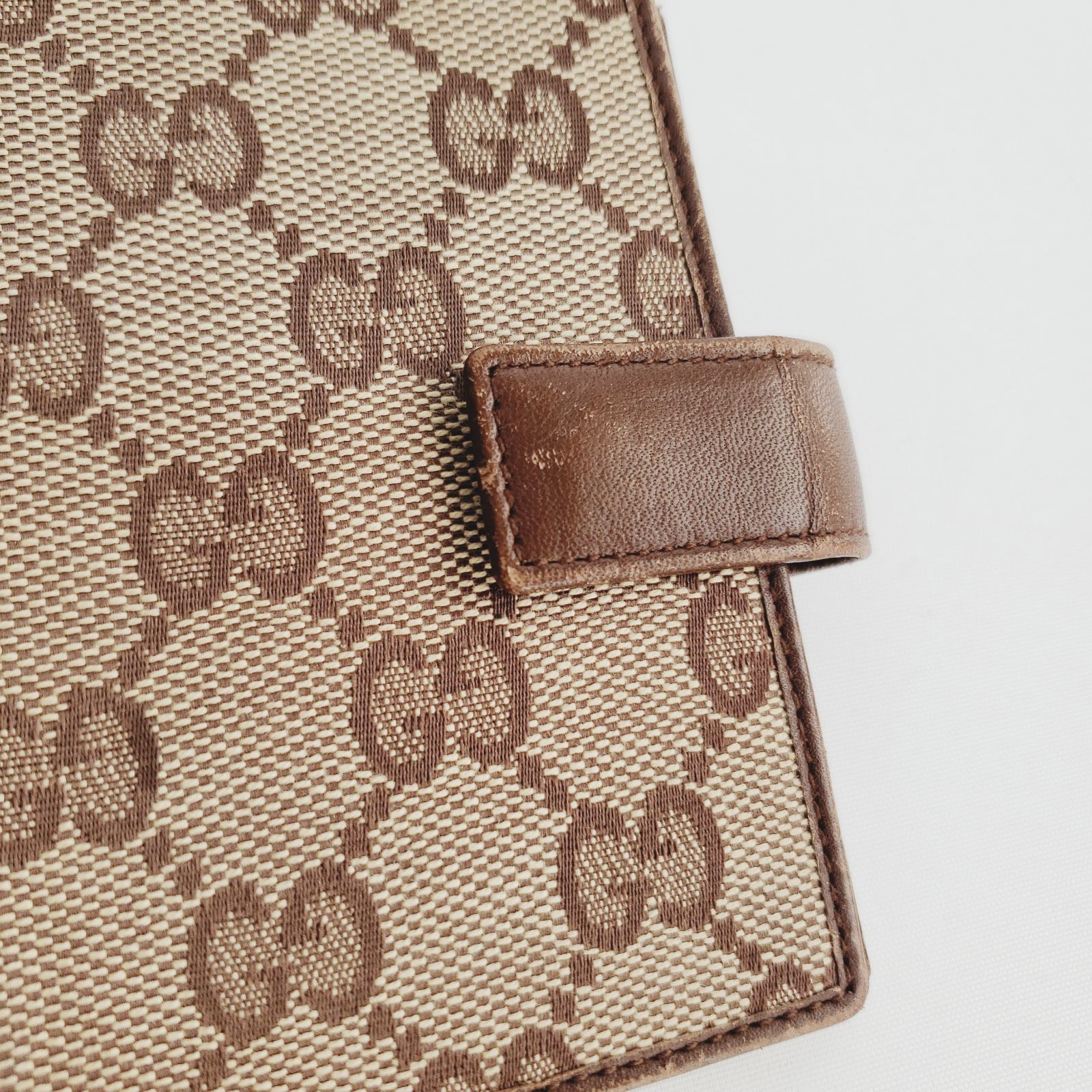 中古【GUCCI】グッチ ミニ手帳カバー 名刺入れ マネークリップにも