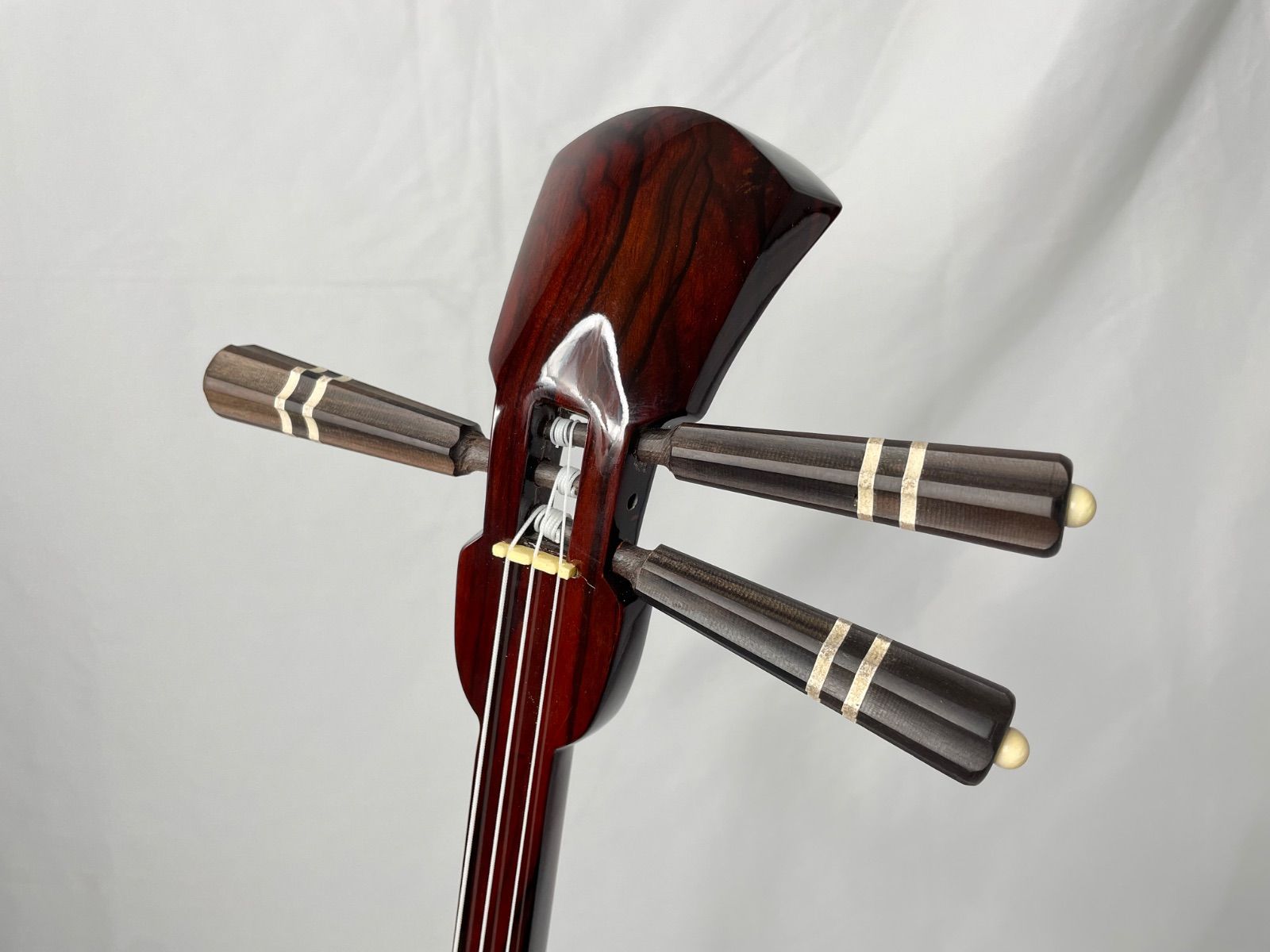 特選中古品 上等縞黒檀・人工皮三線 - メルカリ