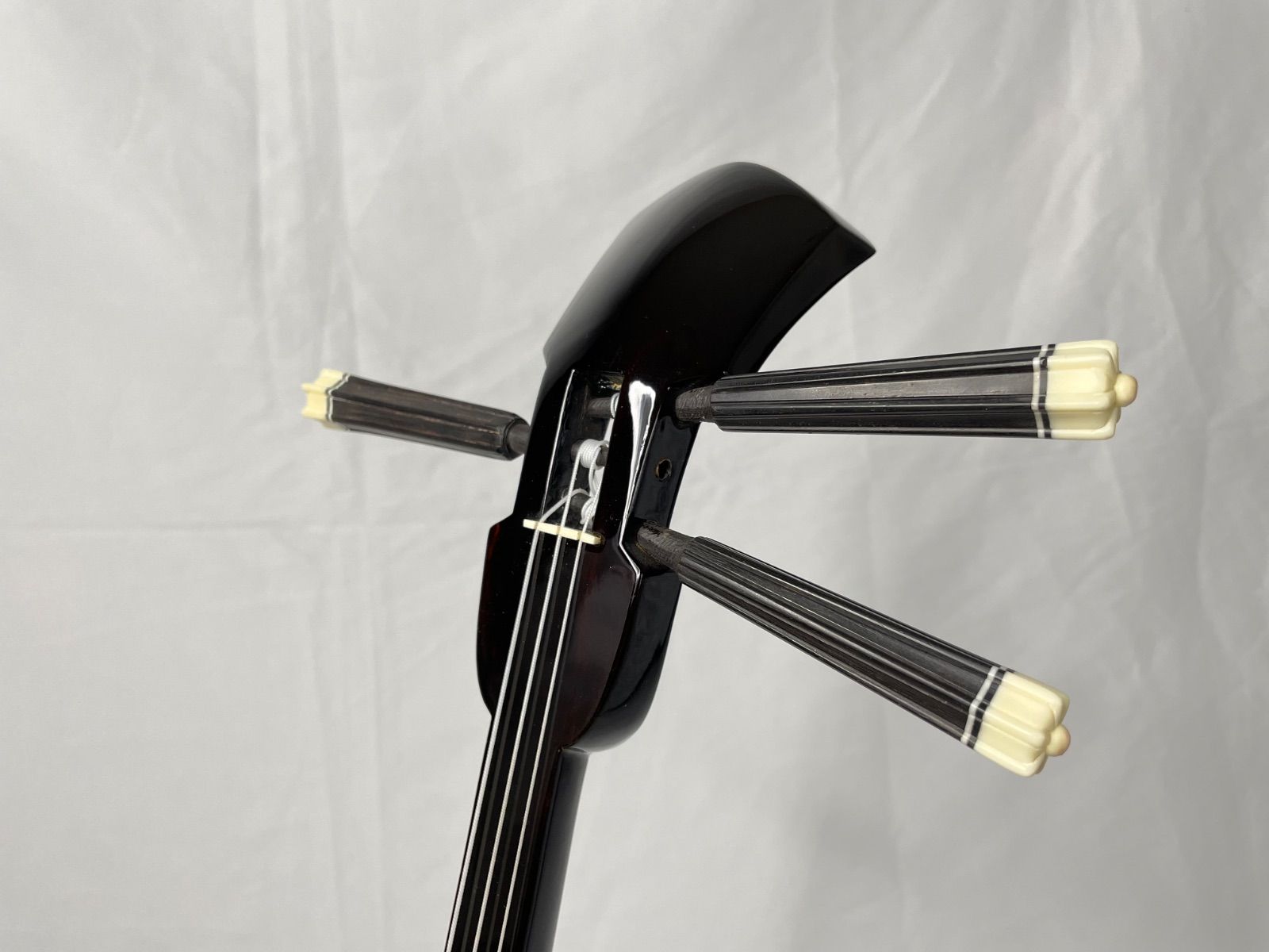 特選中古品 4Aグレード 本黒檀・強化張り三線 - メルカリ