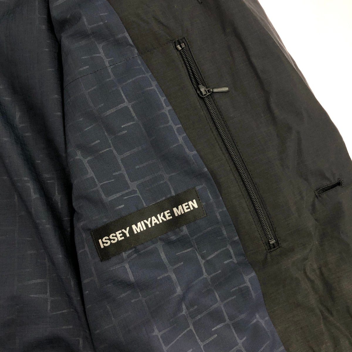 ISSEY MIYAKE MEN イッセイミヤケメン ナイロンテーラードジャケット