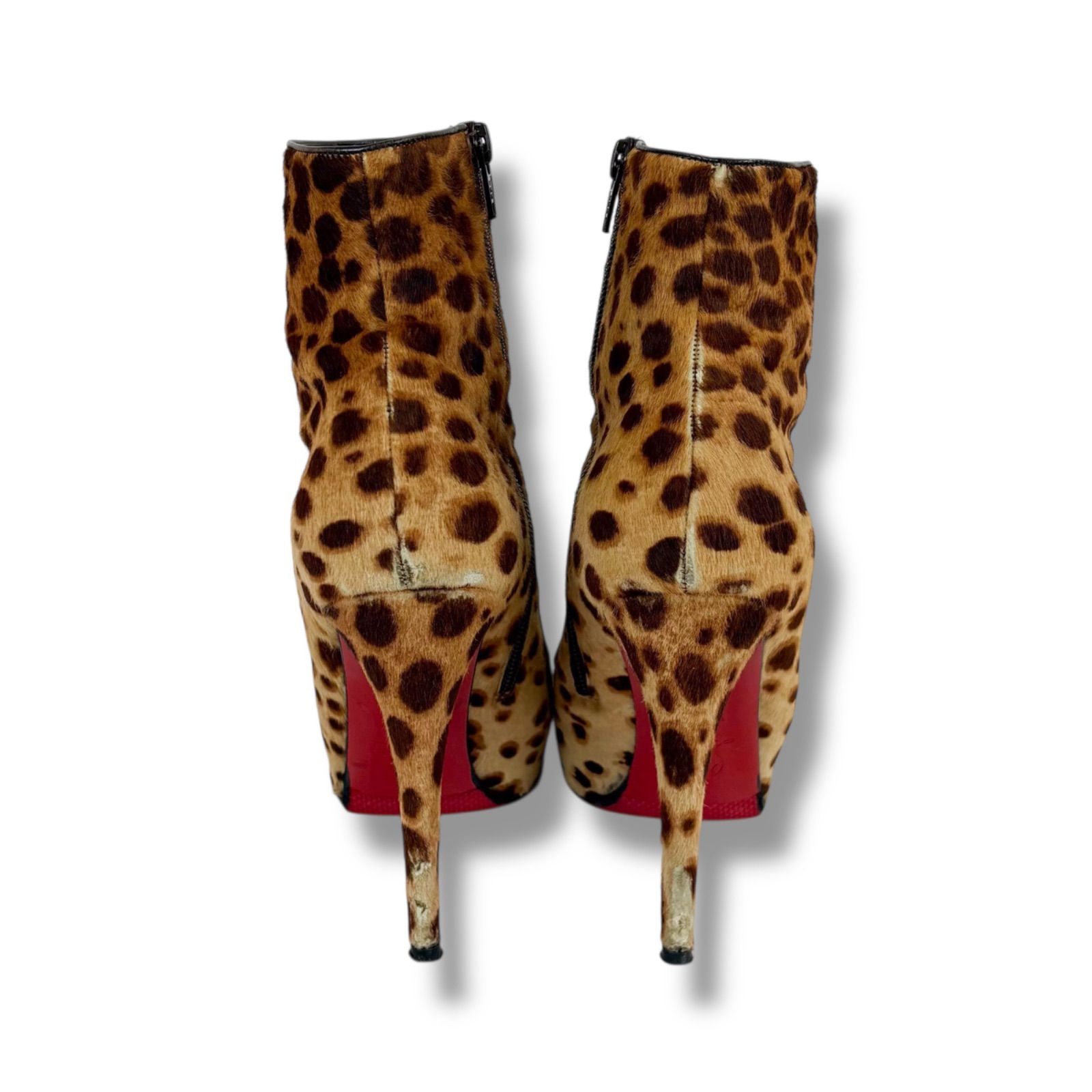 クリスチャンルブタン Christian Louboutin ハラコレザー ショート