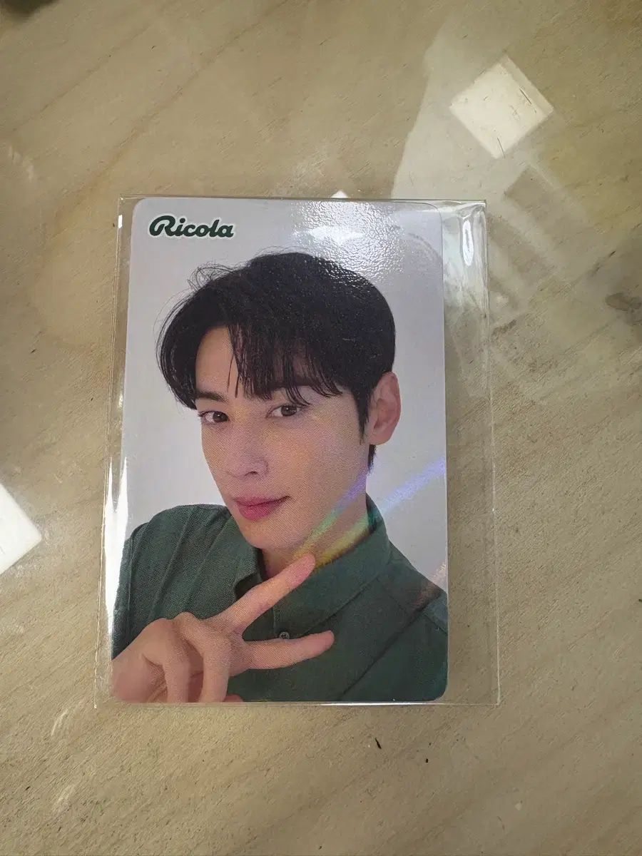 LEEチャ・ウヌ トレカ - メルカリ