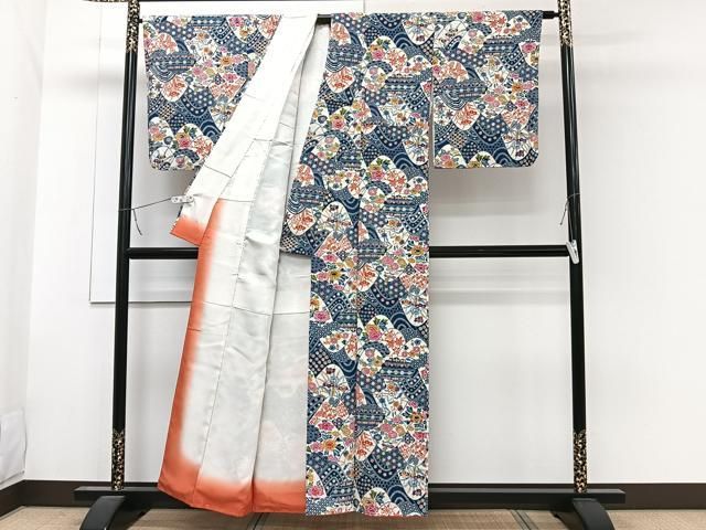 平和屋着物□上質な小紋 型染め 重山秋草文 鬼しぼ縮緬 正絹 逸品 未