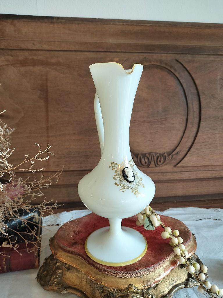 フランス アンティーク 白い ピッチャー オパール オパリン グラス