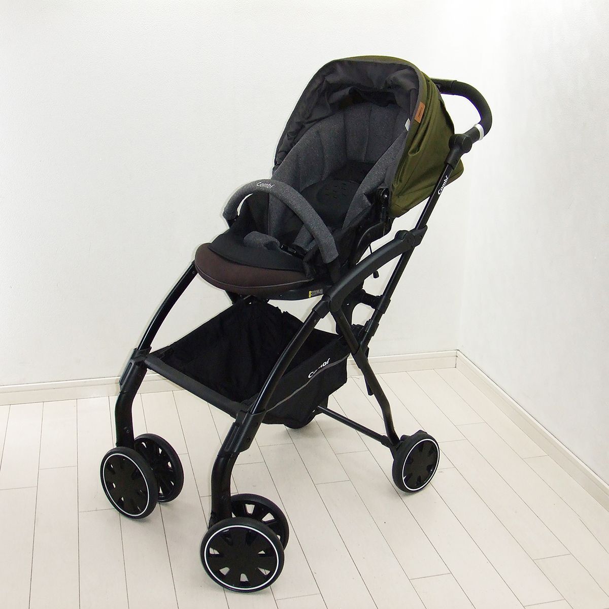 美品 コンビ ベビーカー ラベリタ エッグショック AL ハイシート