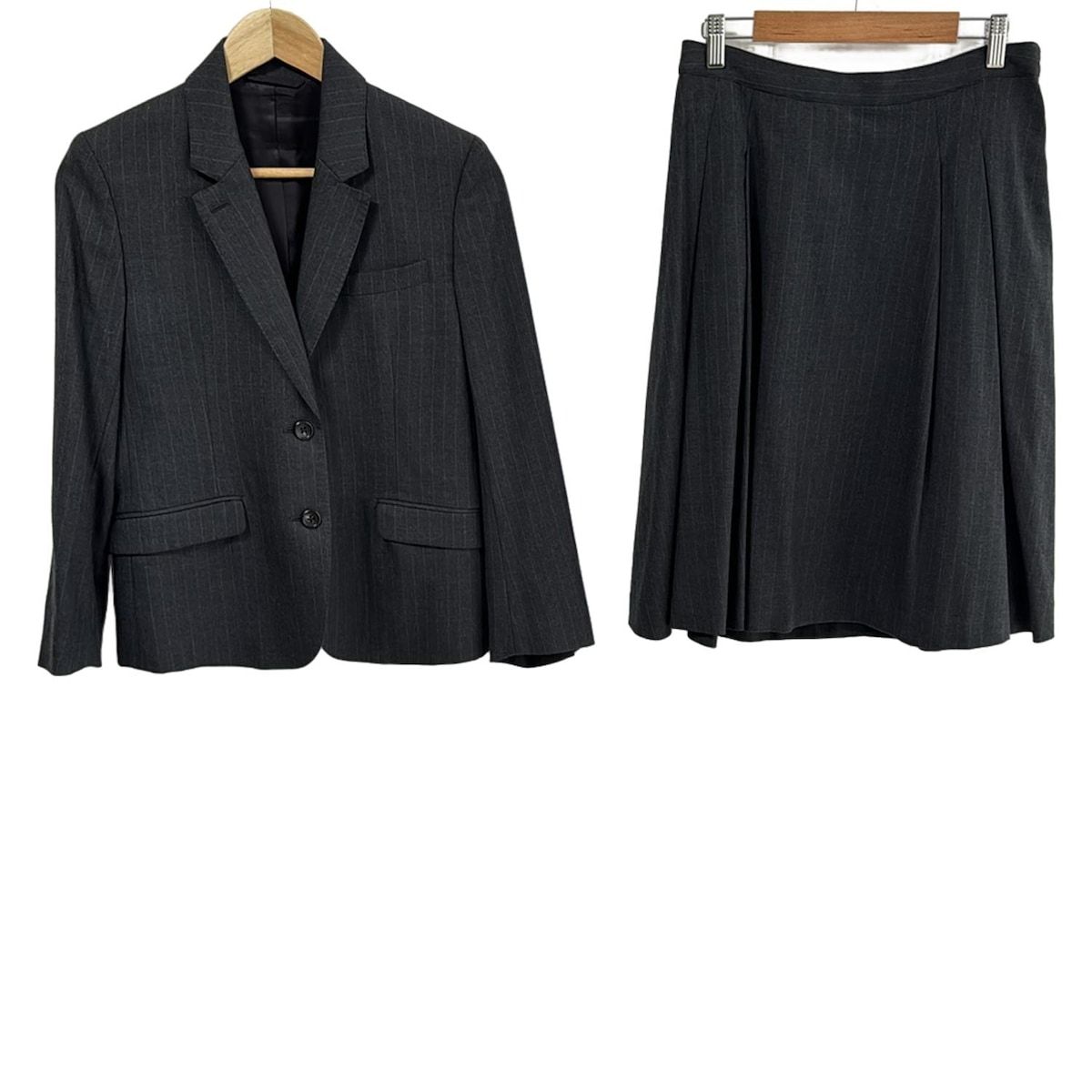 MargaretHowell マーガレットハウエル スカートスーツ レディース ダークグレー グレー ストライプ 肩パッド