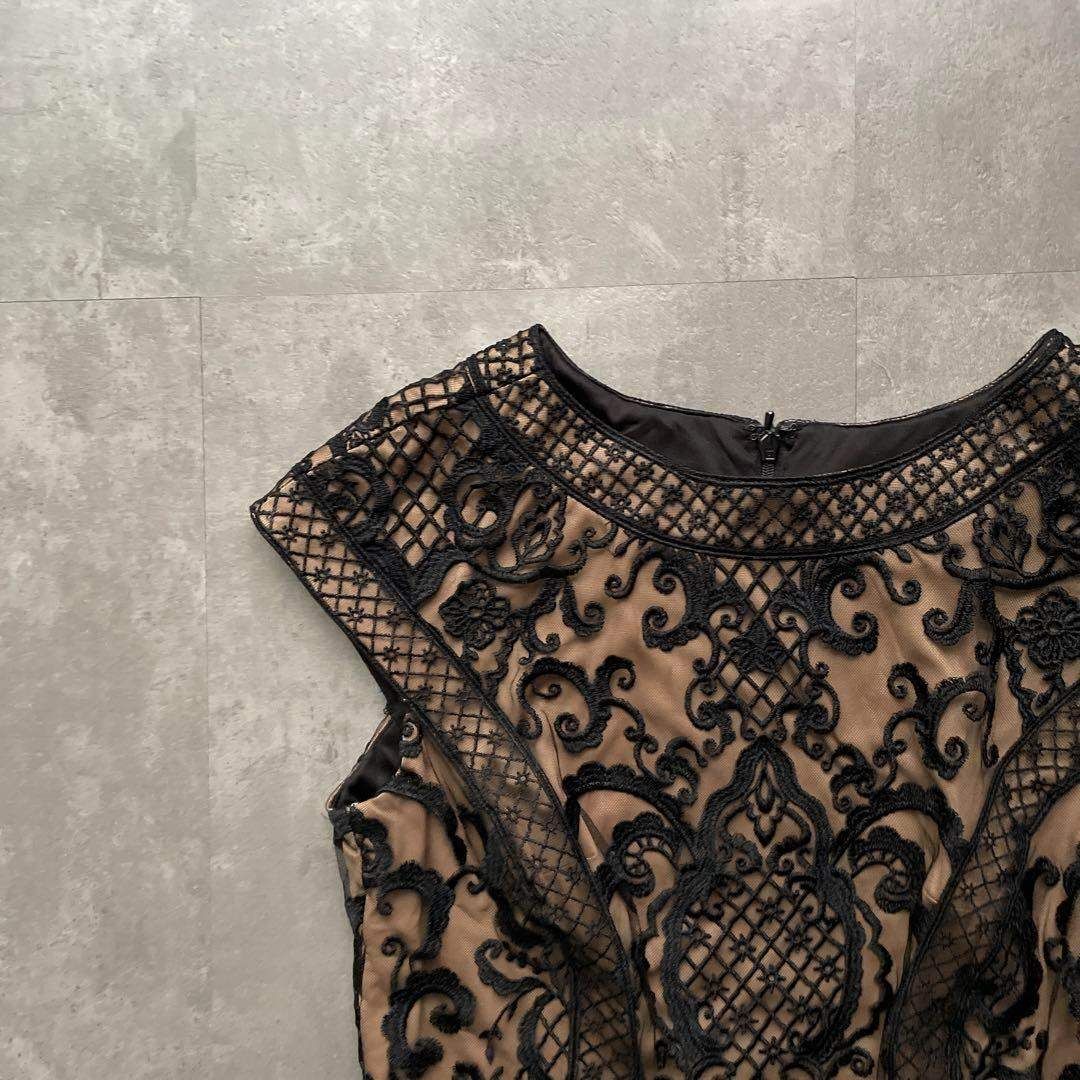 77 タダシショージ TADASHI SHOJI 刺繍 花柄 ワンピース ベージュ