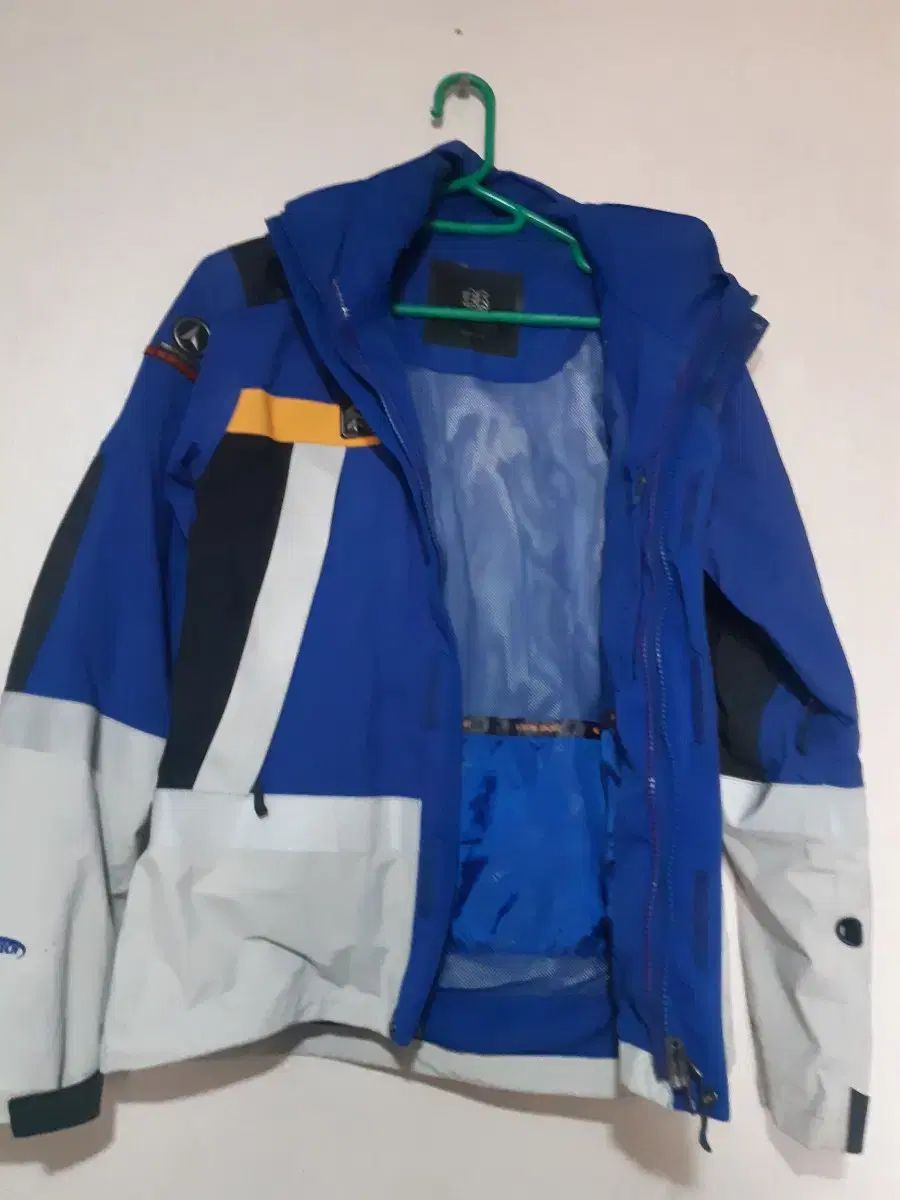 KOLON SPORT コーロンスポーツ ウィメンズ 高品質 プロシェル GORE-TEX ゴアテックス クライミング 機能性 ジャケット 90