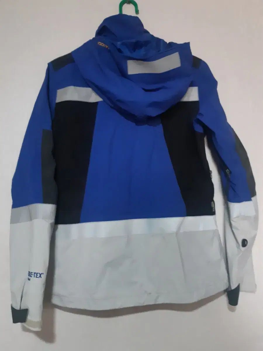 ゴアテックス クライミング