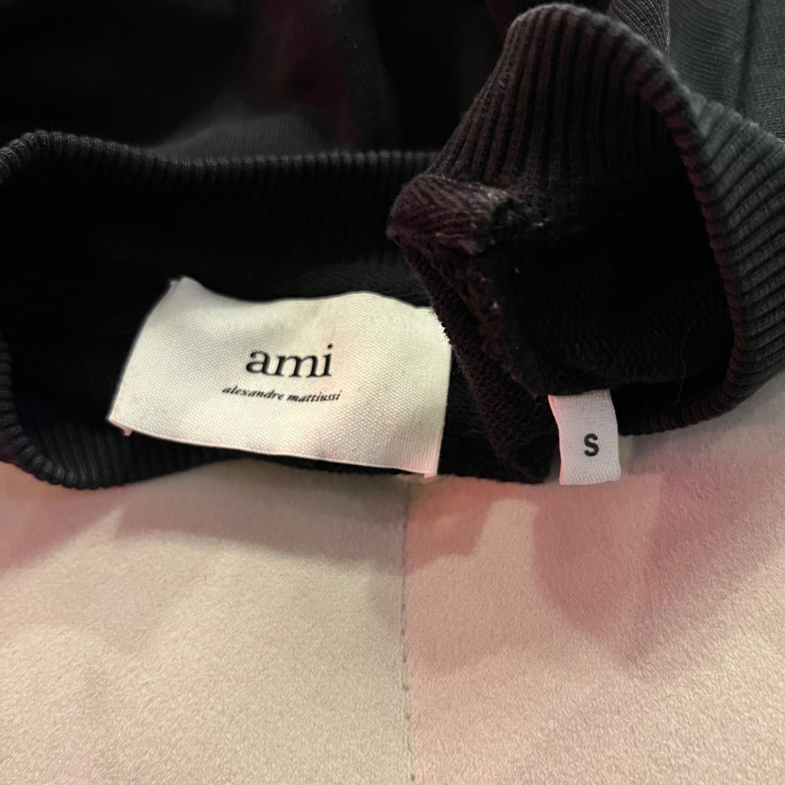 AMI Paris ハート スウェット トレーナー 男女兼用 Mサイズ - メルカリ