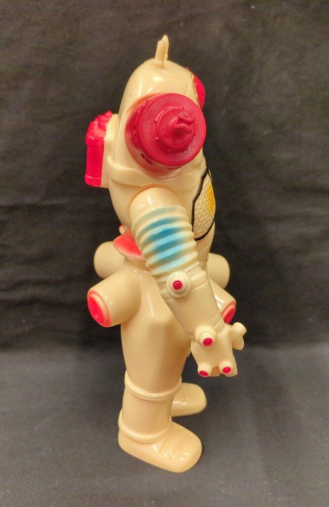 B-CLUB 新 怪獣シリーズ キングジョー クリーム成型 2047