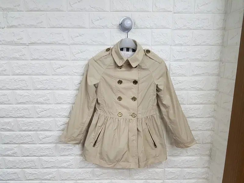 バーバリー秋 ジャケット キッズ 8 Y 128 CM コート