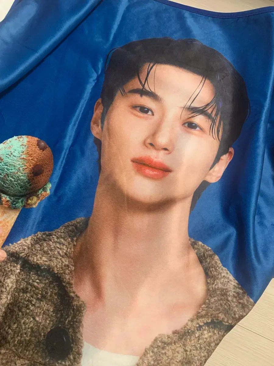 ビョンウソク Byeon Wooseok BASKIN ROBBINS BR ブランケット - メルカリ