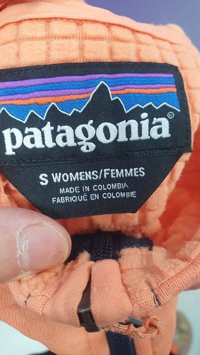 パタゴニア フーディー